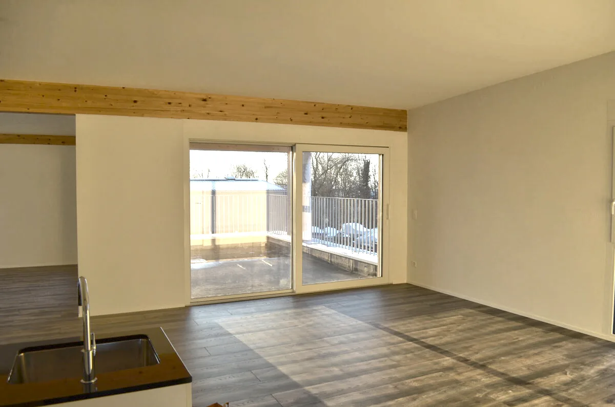 Bürofläche mit Balkonzugang in Murten